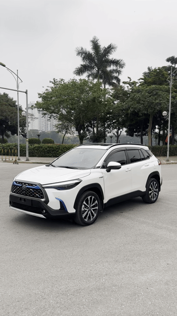Toyota Corolla Cross 2022 1.8HV Trắng 32000Km Zin. Mua bán Ô tô tại Quận Cầu Giấy Hà Nội được đăng bởi Vũ Kiên hình 1