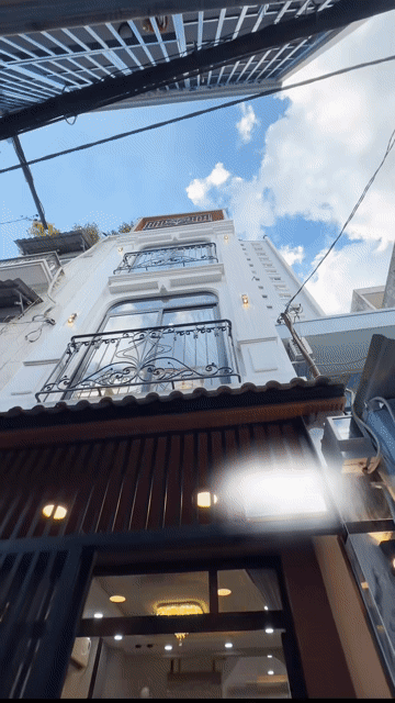 Mua bán Nhà ở Quận Phú Nhuận Tp Hồ Chí Minh diện tích 34 m² giá 8,2 tỷ