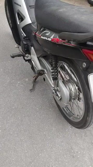 Honda Wave A 100cc Đen Đã sử dụng chính chủ. Mua bán Xe máy tại Quận Hoàng Mai Hà Nội được đăng bởi Nguyễn Khánh Trực hình 1