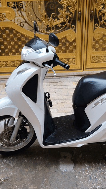 Honda SH Trắng. Mua bán Xe máy tại Quận Ba Đình Hà Nội được đăng bởi Quang hình 1