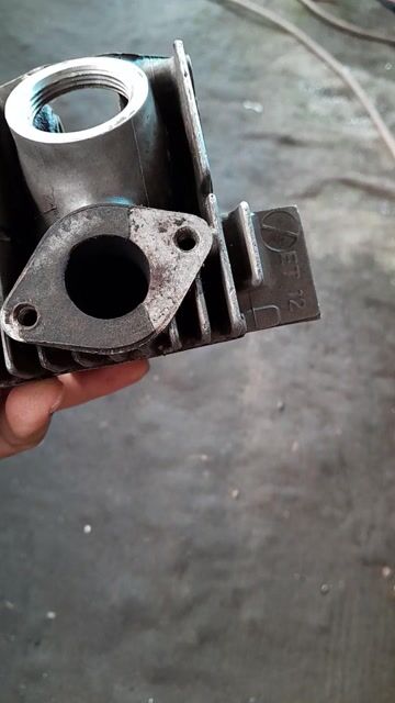 Đầu bò Honda Dream Thái như hình. Mua bán Phụ tùng xe tại Quận Bình Tân Tp Hồ Chí Minh được đăng bởi Bé Hằng  hình 1