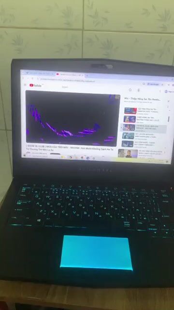 Dell Alienware 13 R3 i7-7700HQ 13 inch GTX 1060 6G. Mua bán Laptop tại Quận 3 Tp Hồ Chí Minh được đăng bởi NgoPhuong hình 1