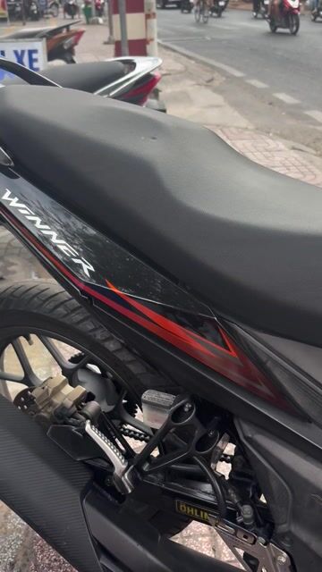 Honda Winner V1 màu Đen. Mua bán Xe máy tại Quận 8 Tp Hồ Chí Minh được đăng bởi Long Hải hình 1