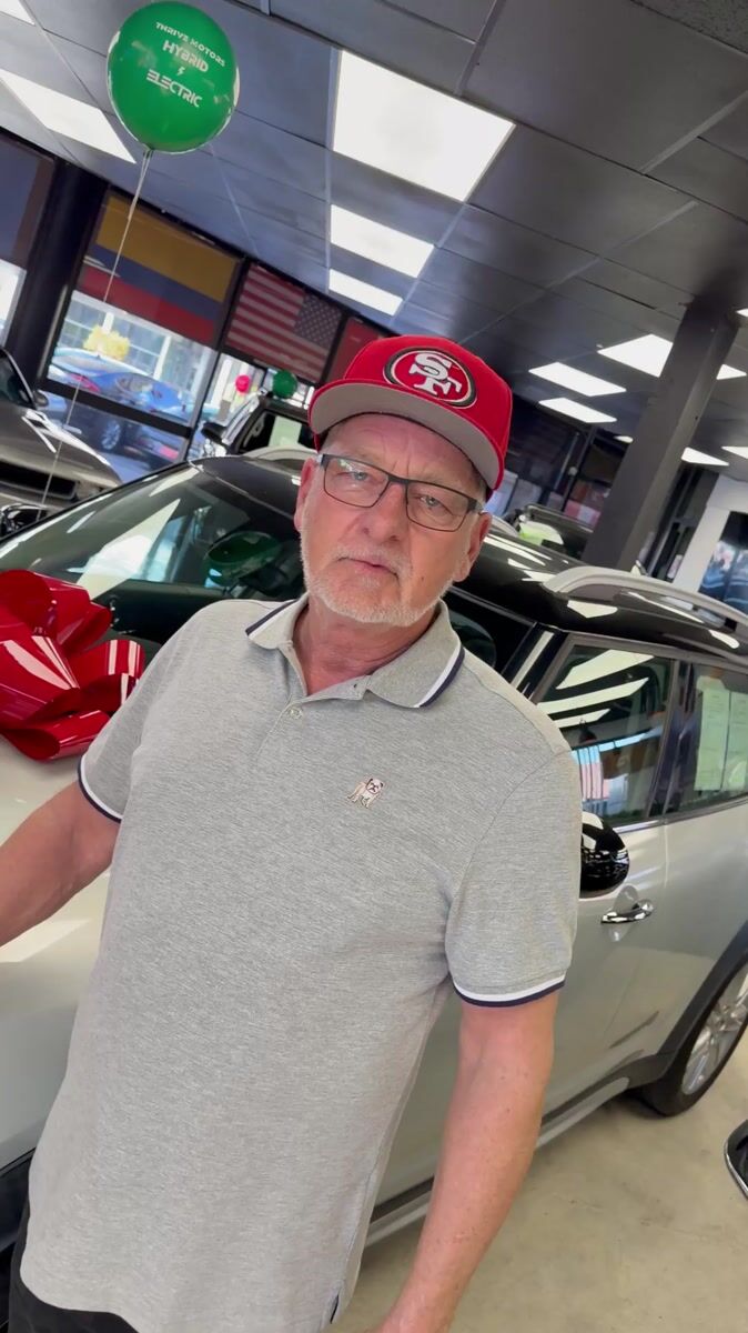 Video thumbnail for 2022 MINI Countryman