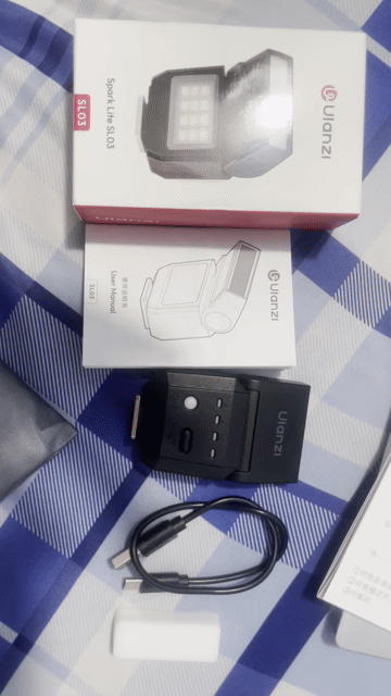Đèn flash Ulanzi SL03 Đen. Mua bán Máy ảnh, Máy quay tại Thành phố Sóc Trăng Sóc Trăng được đăng bởi Ngoc Trần hình 1