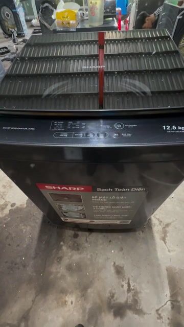 Máy giặt Sharp 12.5kg lồng đứng Đen mới. Mua bán Máy giặt tại Thành phố Biên Hòa Đồng Nai được đăng bởi ĐIỆN MÁY HÀNG LƯỚT GIÁ RẺ hình 1