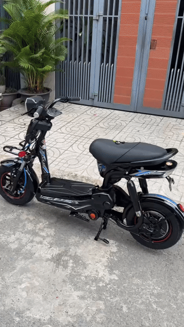 xe điện 133 Osaka bình mới 100% bảo hành bình 12t. Mua bán Xe đạp tại Thành phố Biên Hòa Đồng Nai được đăng bởi XE ĐIỆN THÚY DUYÊN hình 1