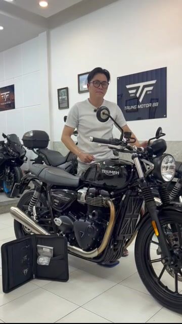 TRIUMPH SPEED TWIN 2023 JET BLACK CHÍNH CHỦ. Mua bán Xe máy tại Quận Phú Nhuận Tp Hồ Chí Minh được đăng bởi Trung Motor 88 hình 1