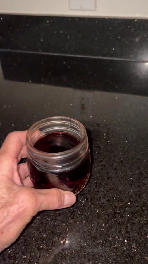 Video review of Cabernet Sauvignon by Traci K.
