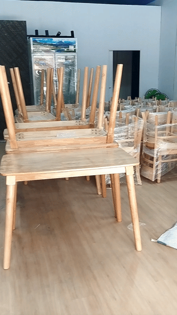 Bộ bàn ghế ăn gỗ cao su tự nhiên . Mua bán Bàn ghế tại Quận Cẩm Lệ Đà Nẵng được đăng bởi Ngọcn shop hình 1