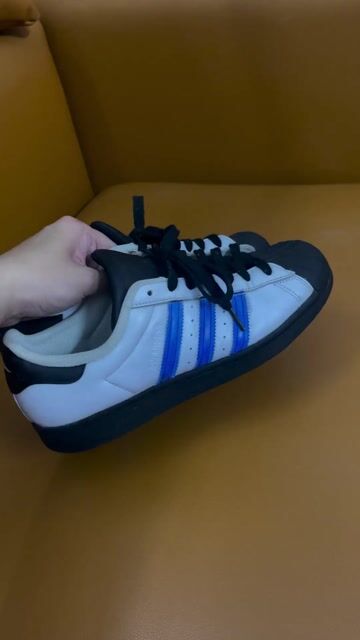 Giày Adidas Superstar sz42.5 chính hãng bao check. Mua bán Giày dép tại Huyện Bình Chánh Tp Hồ Chí Minh được đăng bởi Thành Long hình 1