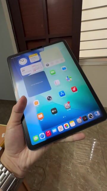 Apple iPad Pro M1 128GB Xám. Mua bán Máy tính bảng tại Quận Hoàng Mai Hà Nội được đăng bởi Bông Xoăn hình 1