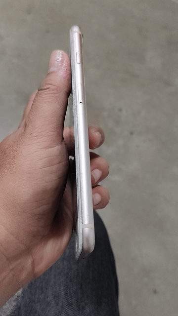 Apple iPhone 8 Plus 256GB Trắng. Mua bán Điện thoại tại Thành phố Tân An Long An được đăng bởi Vinh hình 1