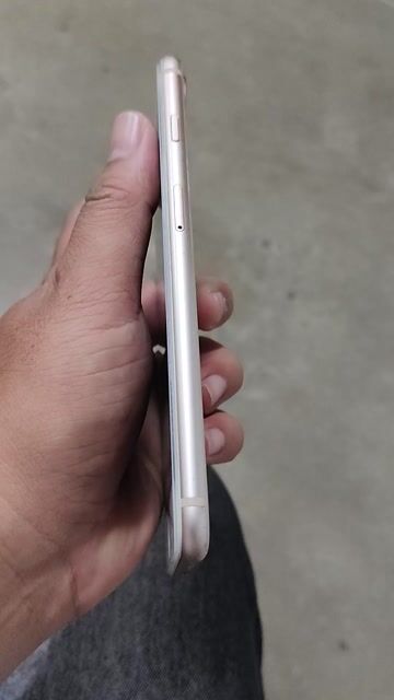 Apple iPhone 8 Plus 256GB Trắng. Mua bán Điện thoại tại Thành phố Tân An Long An được đăng bởi Vinh hình 1
