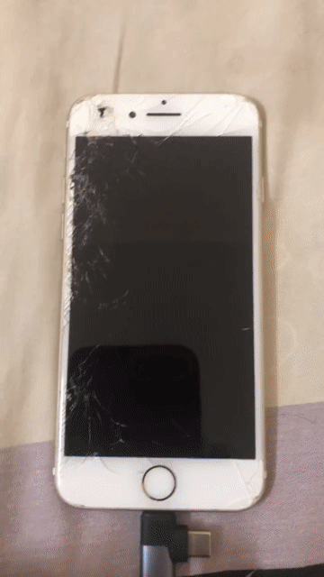 Apple iPhone 7 32GB Vàng Bể màn. Mua bán Điện thoại tại Quận Phú Nhuận Tp Hồ Chí Minh được đăng bởi Nguyen Huy hình 1