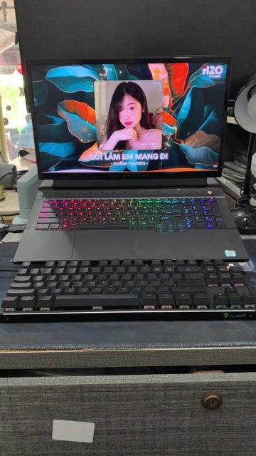 Alienware m17 R2 i7-9750H 16GB/1TB. Mua bán Laptop tại Quận Bình Thạnh Tp Hồ Chí Minh được đăng bởi ngô xuân hy hình 1