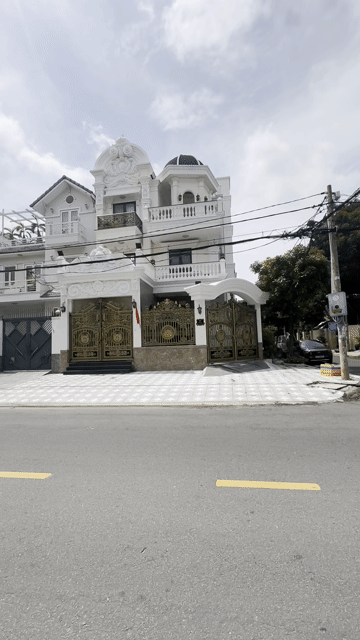 Mua bán Nhà ở Quận Bình Tân Tp Hồ Chí Minh diện tích 220 m² giá 41 tỷ