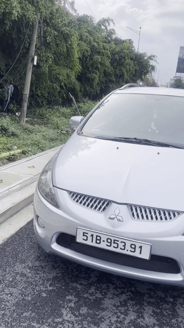 Mitsubishi Grandis 2005 siêu cọp zin .9 chủ. Mua bán Ô tô tại Quận Tân Bình Tp Hồ Chí Minh được đăng bởi Anh Duy hình 1