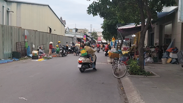 Cho thuê Văn phòng, Mặt bằng kinh doanh Thành phố Thuận An Bình Dương diện tích 350 m² giá 17,9 triệu/tháng