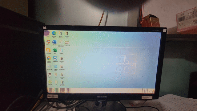 Màn hình ViewSonic 19 inch Đen bị sọc. Mua bán Phụ kiện (Màn hình, Chuột...) tại Huyện Thanh Oai Hà Nội được đăng bởi KHO PIN IPHONE HÀ ĐÔNG hình 1