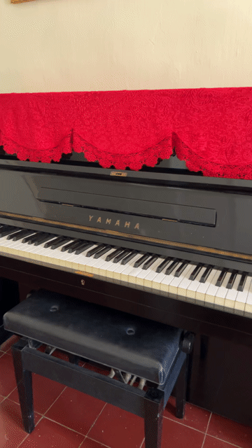 Đàn Piano Yamaha Đen Cổ Tốt. Mua bán Nhạc cụ tại Quận Đống Đa Hà Nội được đăng bởi Tên chưa cung cấp hình 1