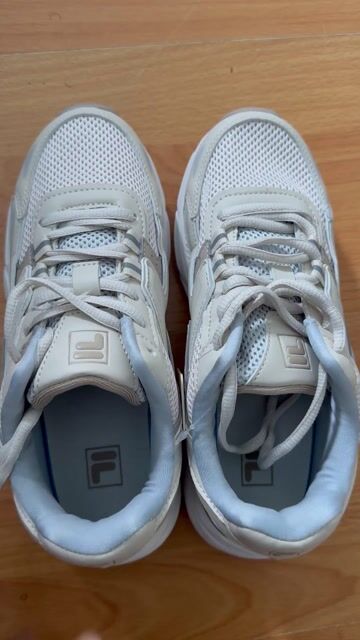 Fila Sneakers Size 4