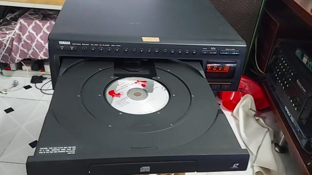 Đầu đĩa CDV Yamaha CDV-701K,5 in 1, cs 36w. Mua bán Tivi, Âm thanh tại Quận 12 Tp Hồ Chí Minh được đăng bởi Vo Chi Trong hình 1