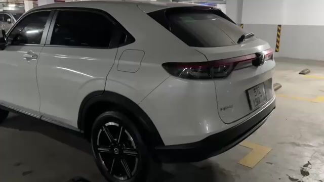 Honda HR-V 2023 G - 20000 km. Mua bán Ô tô tại Thành phố Thủ Đức Tp Hồ Chí Minh được đăng bởi Nguyen Anh hình 1