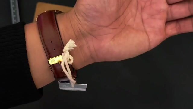 Rhythm Đồng hồ thông minh 38mm Vàng. Mua bán Thiết bị đeo thông minh tại Quận Ninh Kiều Cần Thơ được đăng bởi Đồng Hồ Si đẹp rẻ  hình 1