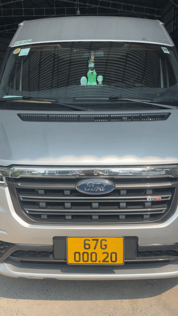 Xe khách Ford Transit 16 chỗ Bạc. Mua bán Phương tiện khác tại Thành phố Long Xuyên An Giang được đăng bởi Phi Huynh hình 1