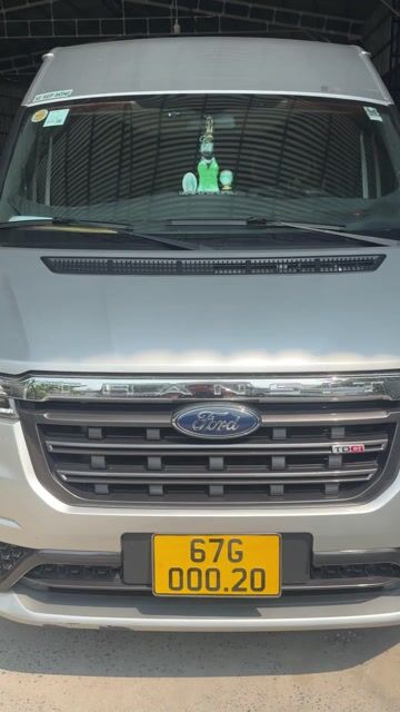 Xe khách Ford Transit 16 chỗ Bạc. Mua bán Phương tiện khác tại Thành phố Long Xuyên An Giang được đăng bởi Phi Huynh hình 1