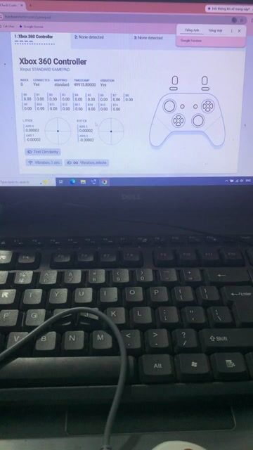 Tay cầm Xbox 360 màu trắng kết nối dây. Mua bán Thiết bị chơi game tại Thành phố Thủ Đức Tp Hồ Chí Minh được đăng bởi Kiệt hình 1