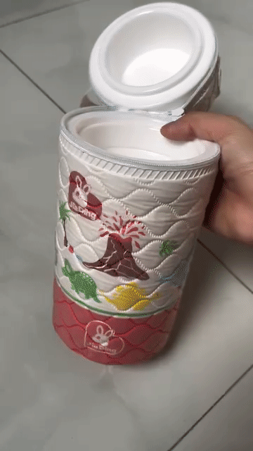Bình giữ nhiệt nhựa Unisex. Mua bán Dụng cụ nhà bếp tại Huyện Nhà Bè Tp Hồ Chí Minh được đăng bởi Diễm Thu hình 1