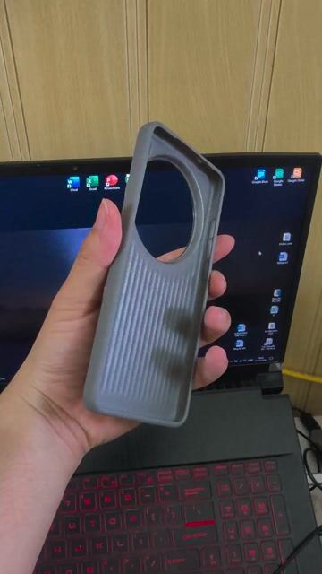 Ốp điện thoại Vivo X200 Pro Xám Mới. Mua bán Phụ kiện (Màn hình, Chuột...) tại Huyện Quỳnh Phụ Thái Bình được đăng bởi Chun Chun hình 1