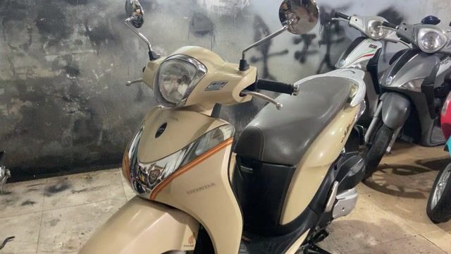 sh mode xe đẹp máy zin êm chất. Mua bán Xe máy tại Thành phố Dĩ An Bình Dương được đăng bởi Cửa Hàng Xe Máy Huy Khoa  hình 1