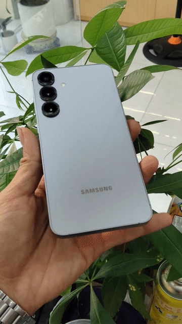 Samsung S25 Plus 5G Zin Keng Áp Full Giá thơm 😍. Mua bán Điện thoại tại Quận Hải Châu Đà Nẵng được đăng bởi MiPhone hình 1