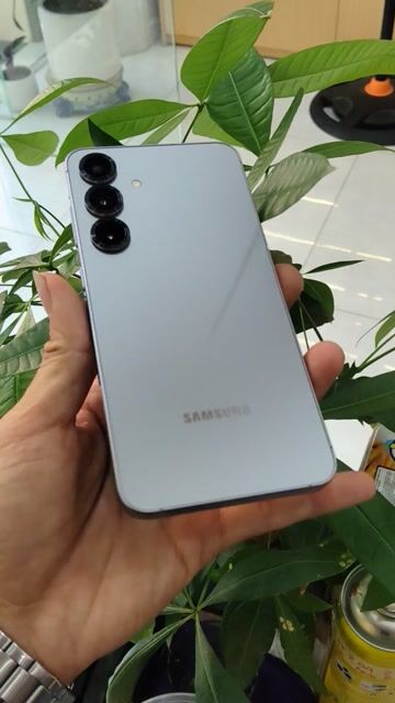 Samsung S25 Plus 5G Zin Keng Áp Full Giá thơm 😍. Mua bán Điện thoại tại Quận Hải Châu Đà Nẵng được đăng bởi MiPhone hình 1