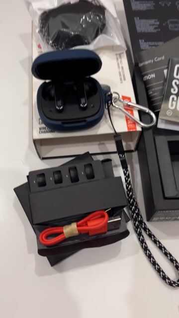 JBL LIVE PRO 2. Mua bán Tivi, Âm thanh tại Quận Phú Nhuận Tp Hồ Chí Minh được đăng bởi Đạt hình 1