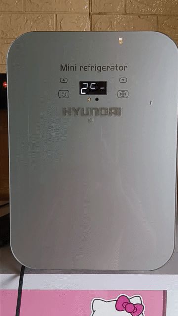 Tủ lạnh mini Hyundai Trắng cần sửa chữa. Mua bán Tủ lạnh tại Huyện Cần Giuộc Long An được đăng bởi nhok giang hình 1