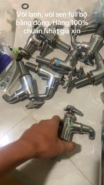 Vòi lạnh toto 100% bằng đồng chuẩn Nhật Bản. Mua bán Thiết bị vệ sinh, nhà tắm tại Quận Ngũ Hành Sơn Đà Nẵng được đăng bởi Nguyễn Trọng hình 1