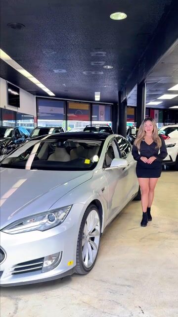 2012 Tesla Model S video thumbnail