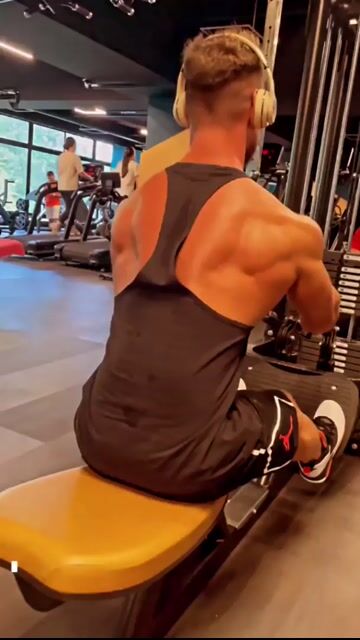 Model - marcobadass muscle