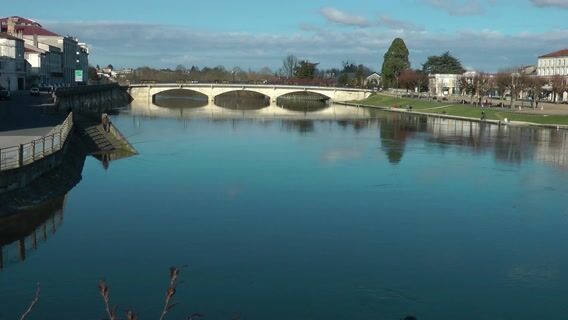 Le cap Assistant(e) Technique en milieux familial et collectif