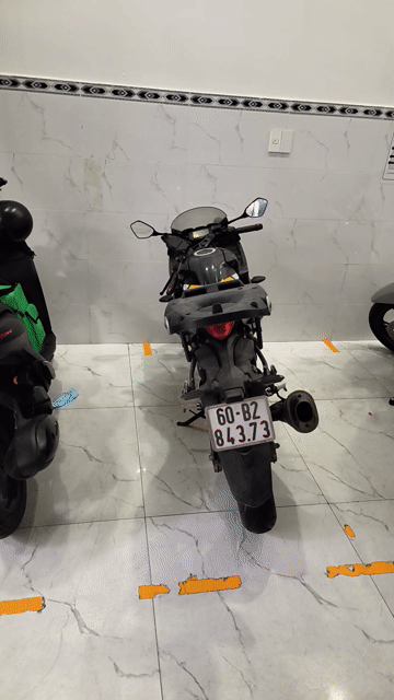Suzuki GSX-R150 Đen vàng. Mua bán Xe máy tại Quận Bình Tân Tp Hồ Chí Minh được đăng bởi Ngô Trần Quang Dinh hình 1
