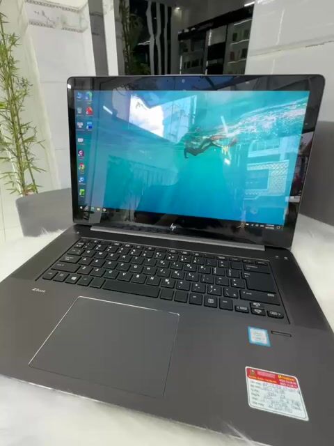 HP ZBook Studio G4 i7-7700HQ 16GB/256GB SSD 15.6. Mua bán Laptop tại Quận Ninh Kiều Cần Thơ được đăng bởi Greenskytech hình 1