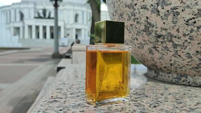 Reflet Sur L'Okavango Ella K Parfums perfume - a fragrância