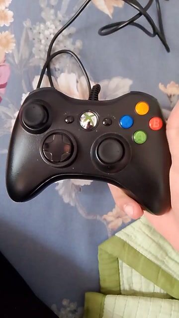 Tay cầm chơi game Xbox 360. Mua bán Thiết bị chơi game tại Thành phố Sơn La Sơn La được đăng bởi Tuấn Đại hình 1