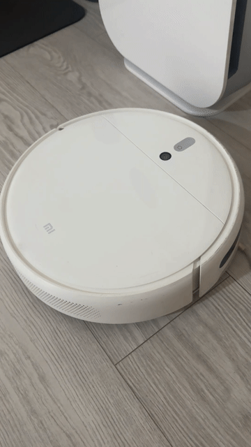 Robot hút bụi Xiaomi màu Trắng. Mua bán Thiết bị vệ sinh, nhà tắm tại Quận Tân Phú Tp Hồ Chí Minh được đăng bởi Rosemary hình 1
