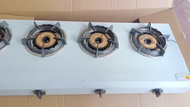 Bếp khè 3 Lò 4 lò. Mua bán Bếp, lò, đồ điện nhà bếp tại Quận Gò Vấp Tp Hồ Chí Minh được đăng bởi Gas Bình Minh hình 1