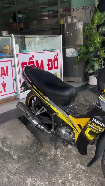 Thanh lý Sirius RC 2012 máy êm xe áo đẹp. Mua bán Xe máy tại Huyện Bàu Bàng Bình Dương được đăng bởi Cửa Hàng Cầm Đồ Tuấn Đạt hình 1